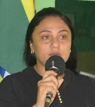 Elisânia Bezerra Veloso